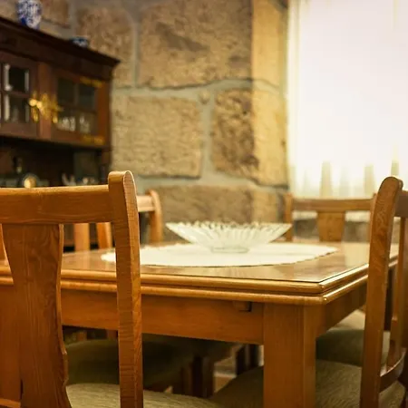 Casa Lajes - Refugio Rustico Em Mondim Hébergement de vacances